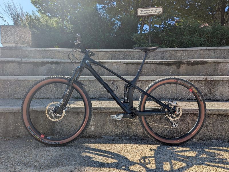 Käytetty YT Industries Izzo CORE 3 29 2023 2023 MTB