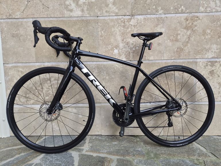 Brugt Trek Domane AL 4 Disc 2023 2023 Road & Gravel — billede 2 af 10