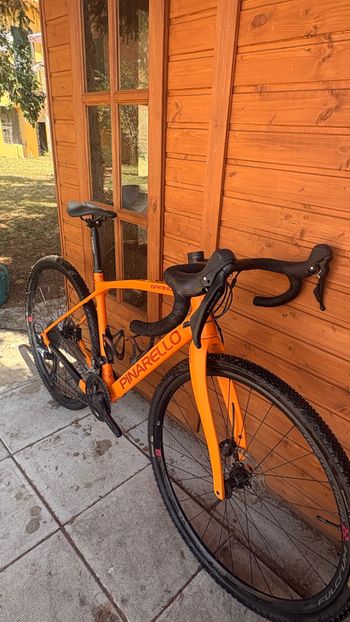 Brugt Pinarello Granger X5 Disc 2023 2023 Road & Gravel — billede 3 af 6