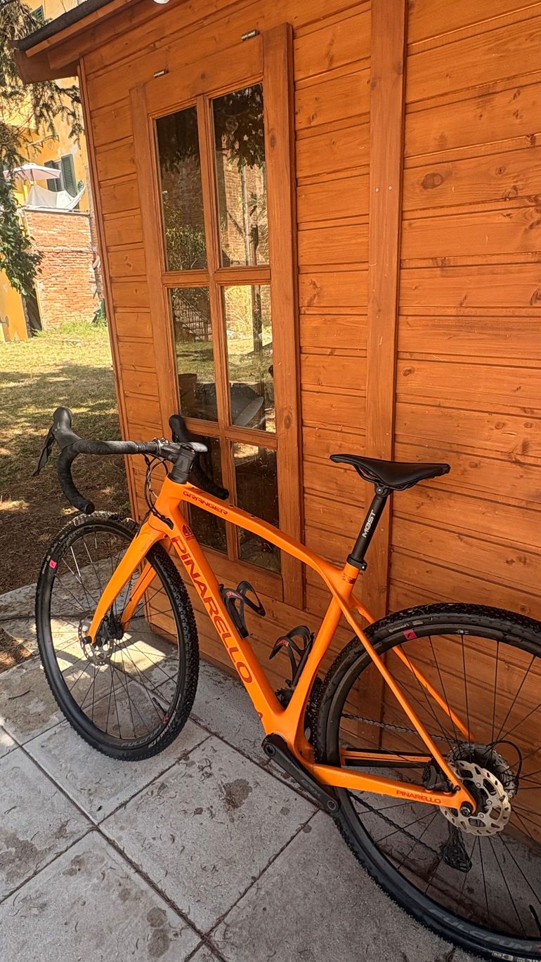 Brugt Pinarello Granger X5 Disc 2023 2023 Road & Gravel — billede 4 af 6