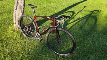 Tweedehands Eddy Merckx 525 Ultegra DI2 2022 Road & Gravel