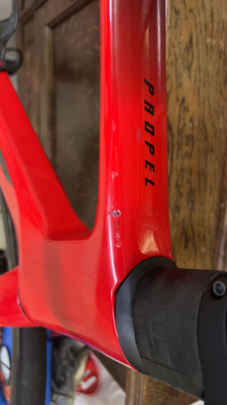 Brugt Giant Propel Advanced 2 2024 Frameset 2024 Road & Gravel — billede 4 af 4