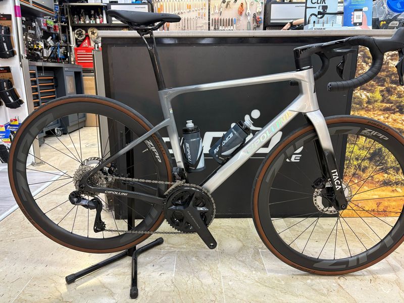 Used Cipollini ITACA - Shimano Dura-Ace R9270 - Campagnolo Bora WTO 45 2025 2025 Road & Gravel