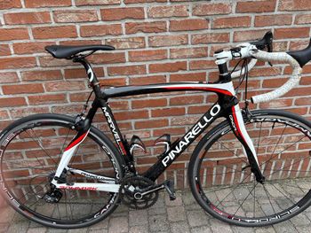 Used Pinarello Custom Campagnolo Chorus 2014 Road & Gravel
