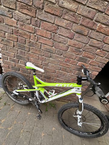 Używany Cannondale Jekyll Carbon 1 2011 2011 MTB