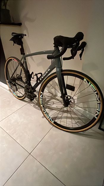Tweedehands Trek Émonda ALR 5 Disc 2020 2020 Road & Gravel