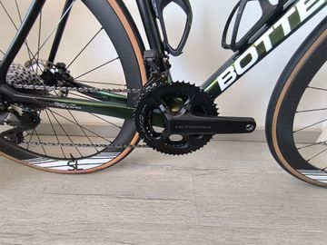 Used Bottecchia Emme Shimano Ultegra Di2 2024 Road & Gravel, Green — image 7 of 12