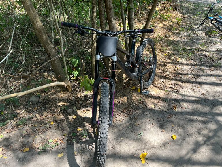 Gebrauchtes Canyon Sender CF 7.0 2019 2019 Mountainbike, Schwarz — Bild 3 von 5