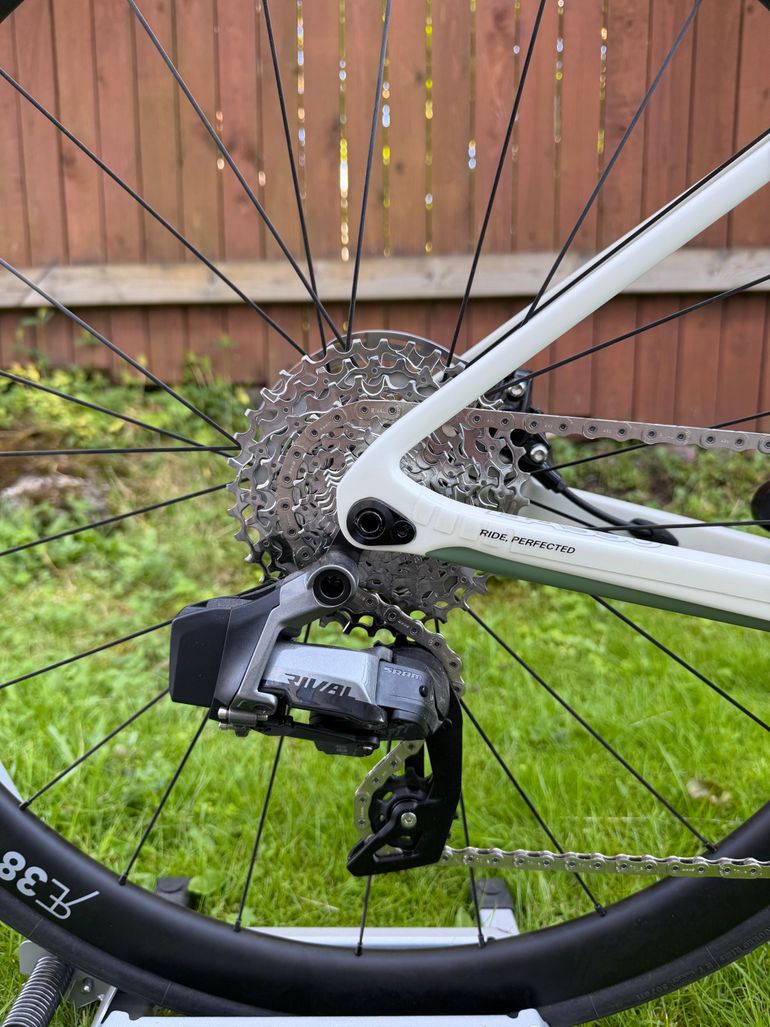 Brugt Basso Astra SRAM Rival eTap AXS 2025 Road & Gravel — billede 4 af 6