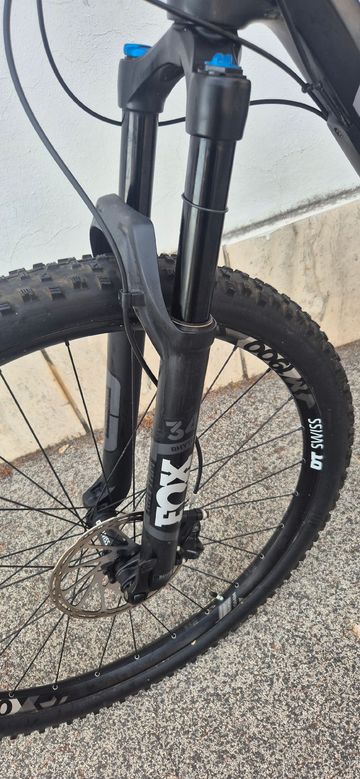 Použité Canyon Neuron CF 8.0 2020 2020 Mountainbike — obrázek 9 z 28