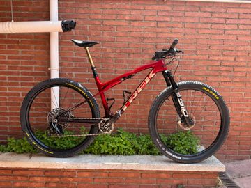 Used Trek Supercaliber SLR 9.9 XX AXS Gen 2 2025 2025 MTB