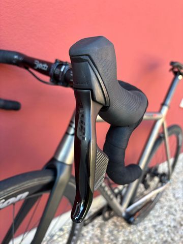 Used Dedacciai Custom SRAM Rival eTap AXS 2021 Road & Gravel, Light Gray — image 5 of 9