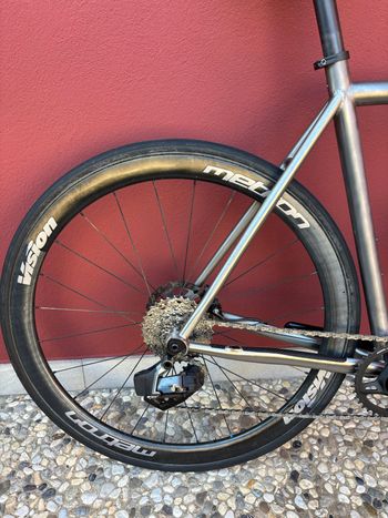 Dedacciai Custom SRAM Rival eTap AXS 2021 Road & Gravel usato, Grigio chiaro — immagine 9 di 9
