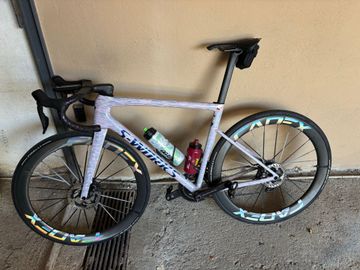 Used Specialized S Works Custom Shimano Dura Ace Di2 2025 Road & Gravel, Red — image 2 of 10