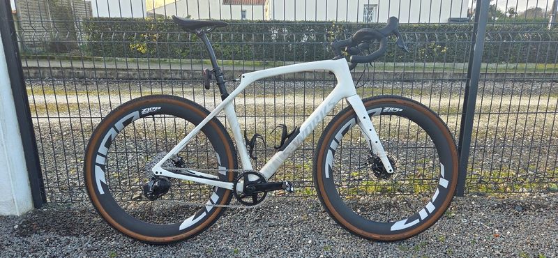 Używany Specialized Diverge STR SRAM Rival eTap AXS 2024 Road & Gravel