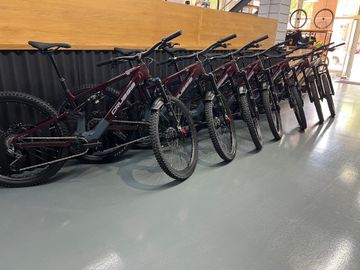 Brugt CRUSSIS E-Full 12.11 800wh Avinox M2S 2027 MTB