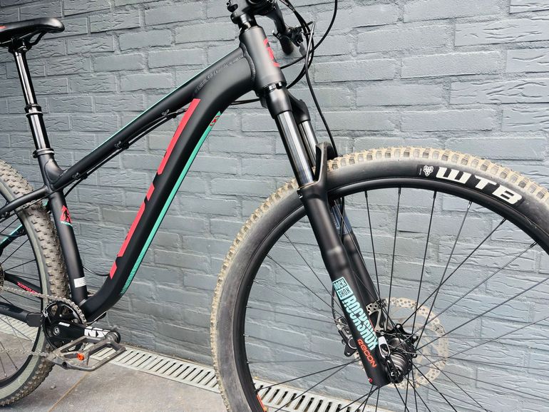 Gebrauchtes Kona Honzo 2022 2022 Mountainbike, Schwarz — Bild 8 von 11