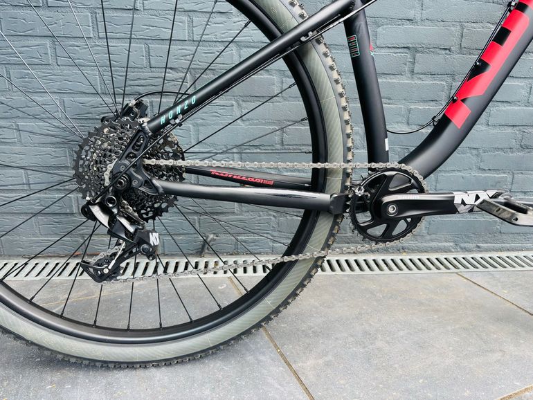 Gebrauchtes Kona Honzo 2022 2022 Mountainbike, Schwarz — Bild 4 von 11