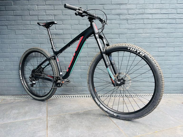 Gebrauchtes Kona Honzo 2022 2022 Mountainbike, Schwarz — Bild 3 von 11