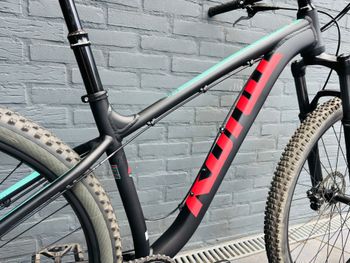 Gebrauchtes Kona Honzo 2022 2022 Mountainbike, Schwarz — Bild 6 von 11