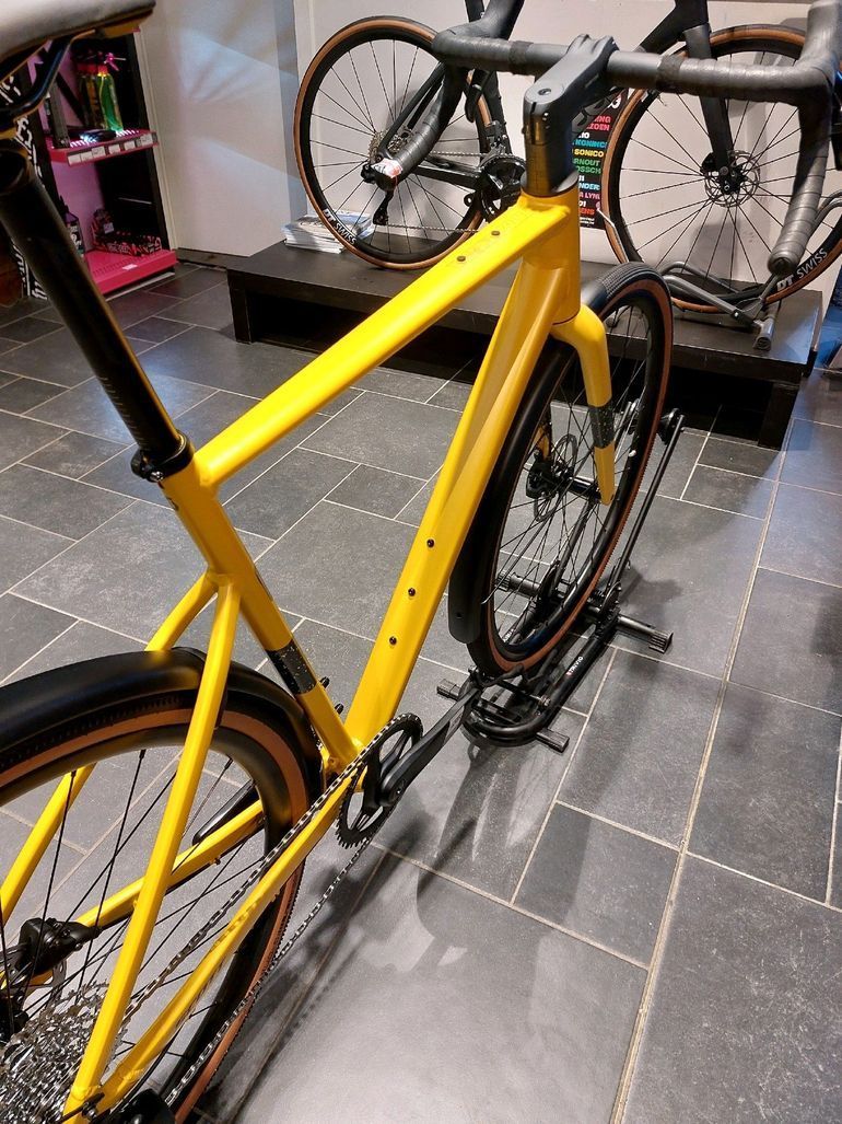 peloton rennrad Giant Superlite RH 49 Label_Laced Records hour access to studio Size:F0--PRE-ORDER-- Corona-Pandemie verstärkt Interesse an