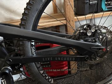 YT Industries Capra Pro AL 29 2021 2021 Mountainbike usato, Nero — immagine 5 di 8