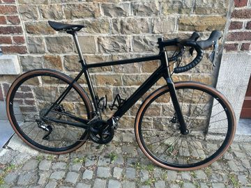 Used Canyon Endurace 7 2024 2024 Road & Gravel, Black — image 1 of 4