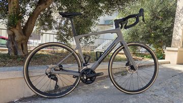 Gebrauchtes BMC Roadmachine THREE 2026 2026 Road & Gravel
