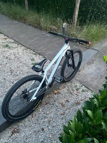 Brugt Canyon Stitched 360 Pro Nineyard 2023 2023 Mountainbike — billede 2 af 6