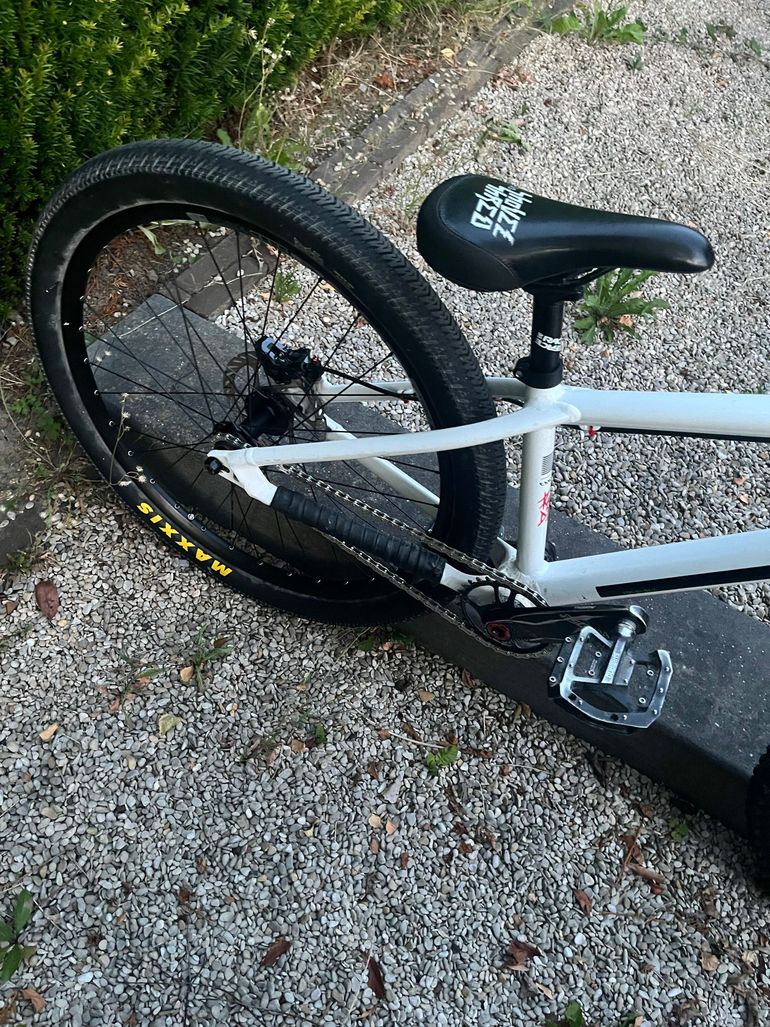Brugt Canyon Stitched 360 Pro Nineyard 2023 2023 Mountainbike — billede 4 af 6