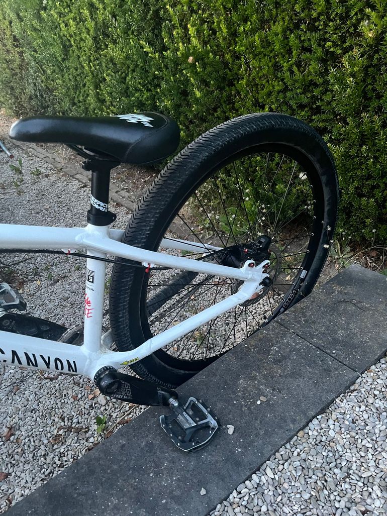 Brugt Canyon Stitched 360 Pro Nineyard 2023 2023 Mountainbike — billede 6 af 6