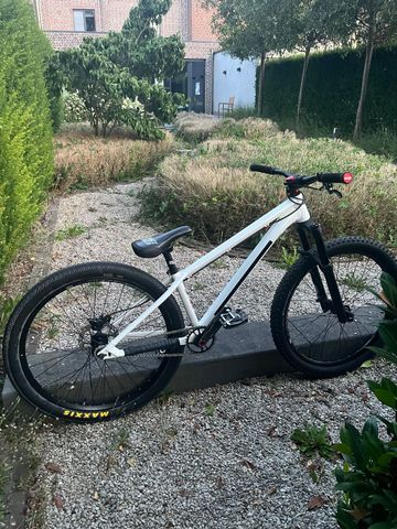 Gebrauchtes Canyon Stitched 360 Pro Nineyard 2023 2023 Mountainbike, Weiß, 26 — Bild 1 von 6