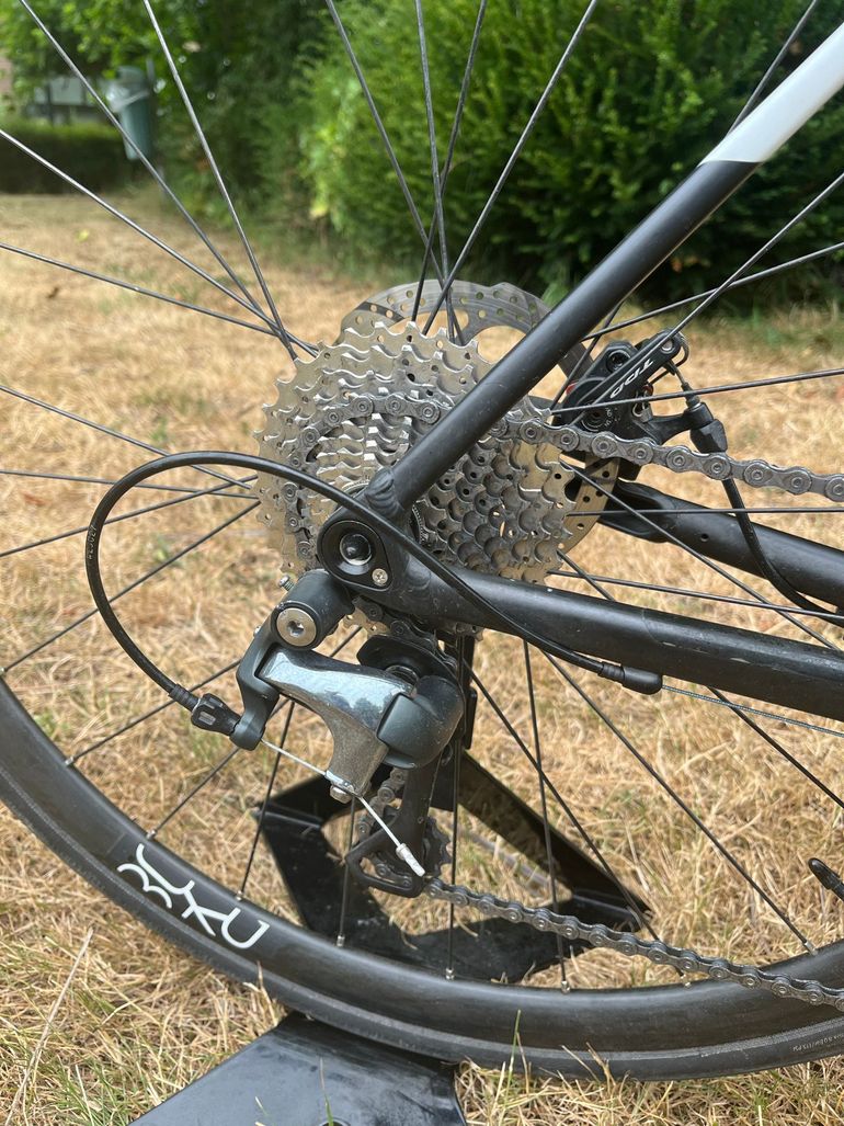 Brugt CUBE ATTAIN RACE 2020 2020 Road & Gravel — billede 3 af 6