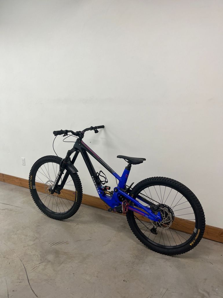 Used Forbidden Dreadnought SLX Complete 2021 2021 Mountainbike, Blue — image 1 of 19