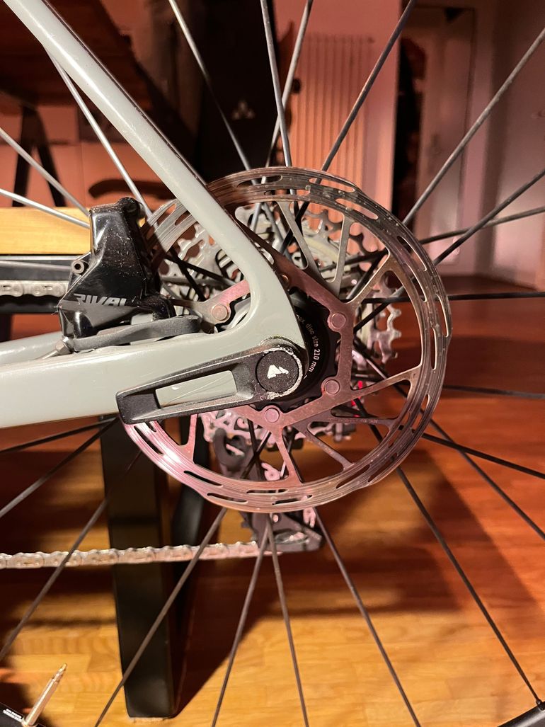 Brugt Canyon Ultimate CF SL 7 Disc eTap 2022 2022 Road & Gravel — billede 10 af 15