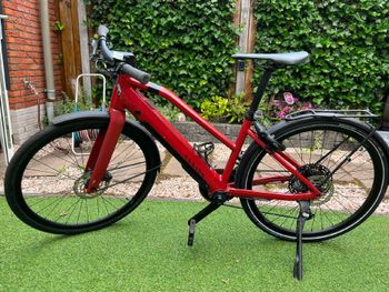 Canyon Commuter:ON Shimano Deore XT 2024 Urban & Touring usato