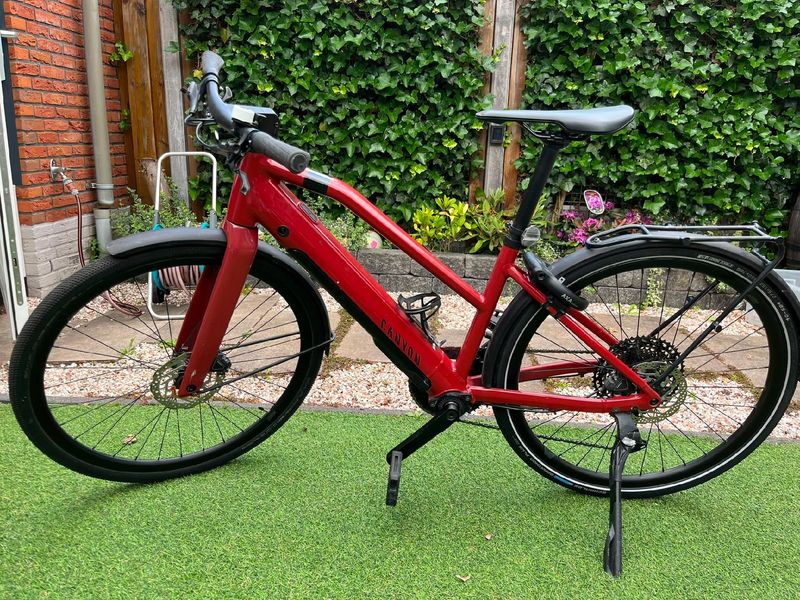 Brugt Canyon Commuter:ON Shimano Deore XT 2024 Urban & Touring