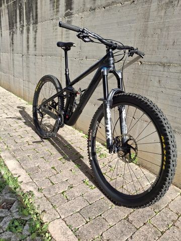 Used Canyon Strive Shimano Deore XT 2021 Mountainbike, Black — image 7 of 10