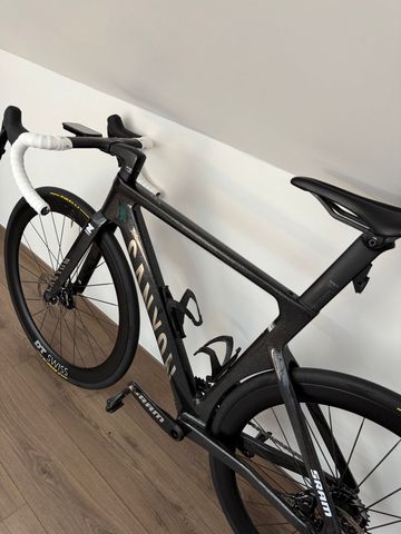 Canyon Aeroad CFR AXS 2025 2025 Road & Gravel d'occasion — image 11 sur 12