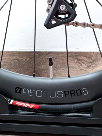 Brugt Trek Madone SL 6 2021 2021 Road & Gravel — billede 25 af 27
