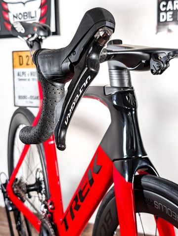 Brugt Trek Madone SL 6 2021 2021 Road & Gravel — billede 21 af 27