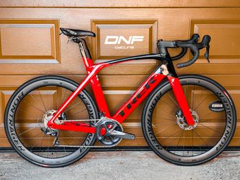 Brugt Trek Madone SL 6 2021 2021 Road & Gravel