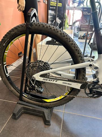 Used Scott Spark RC Team 2026 2026 Mountainbike, White, 29 — image 3 of 4