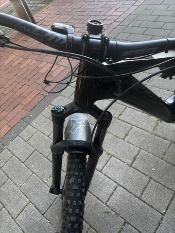 Gebrauchtes Canyon Neuron:ON 6 2022 Mountainbike, Schwarz — Bild 10 von 16