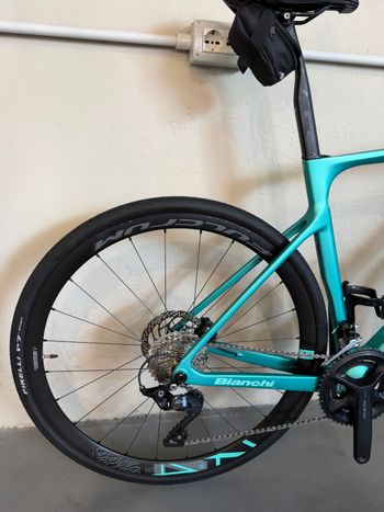 Brugt Bianchi Infinito 105 2026 2026 Road & Gravel — billede 4 af 9