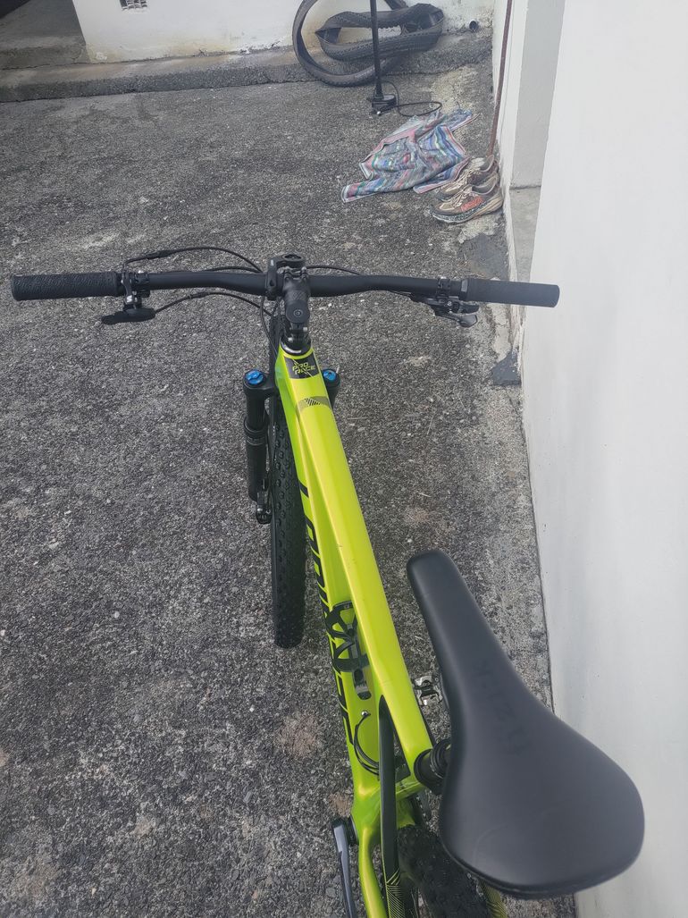 Brugt Lapierre Prorace CF 7.9 2023 2023 Mountainbike — billede 4 af 8