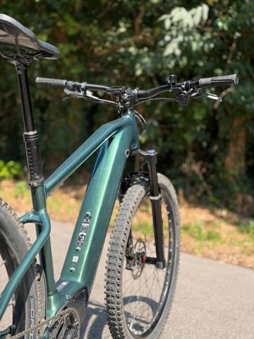 Gebrauchtes Rockrider E-expl 700 2025 Mountainbike, Grün — Bild 3 von 5