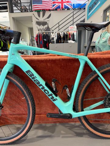 Bianchi Arcadex COMP 2026 2026 Road & Gravel d'occasion — image 2 sur 8