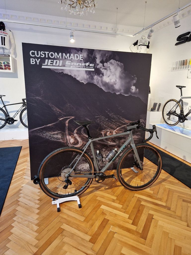 Tweedehands Sarto Custom Campagnolo Ekar 2023 Road & Gravel — afbeelding 2 van 14