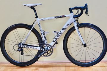 Gebrauchtes Canyon Ultimate CF SLX Pro 2013 Road & Gravel, Weiß — Bild 3 von 6